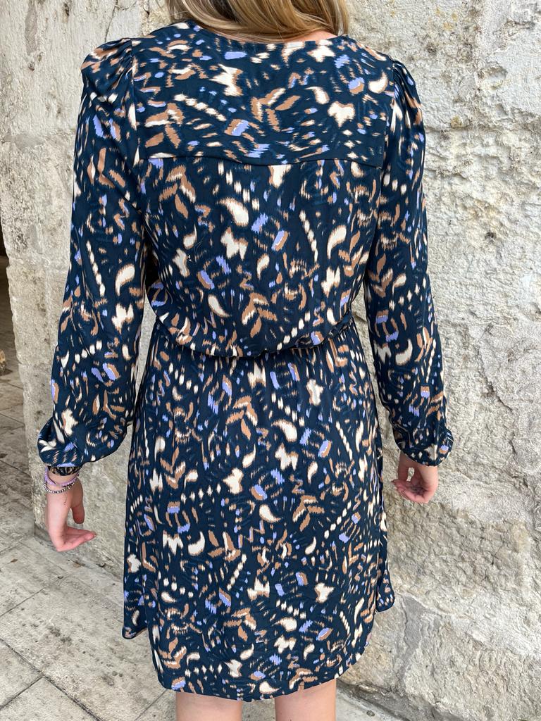 Robe Byjosa Vneck Reg - b.young