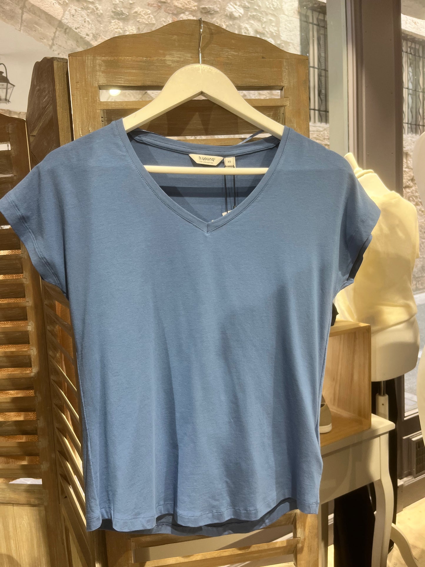 T-shirt Bypamila bleu