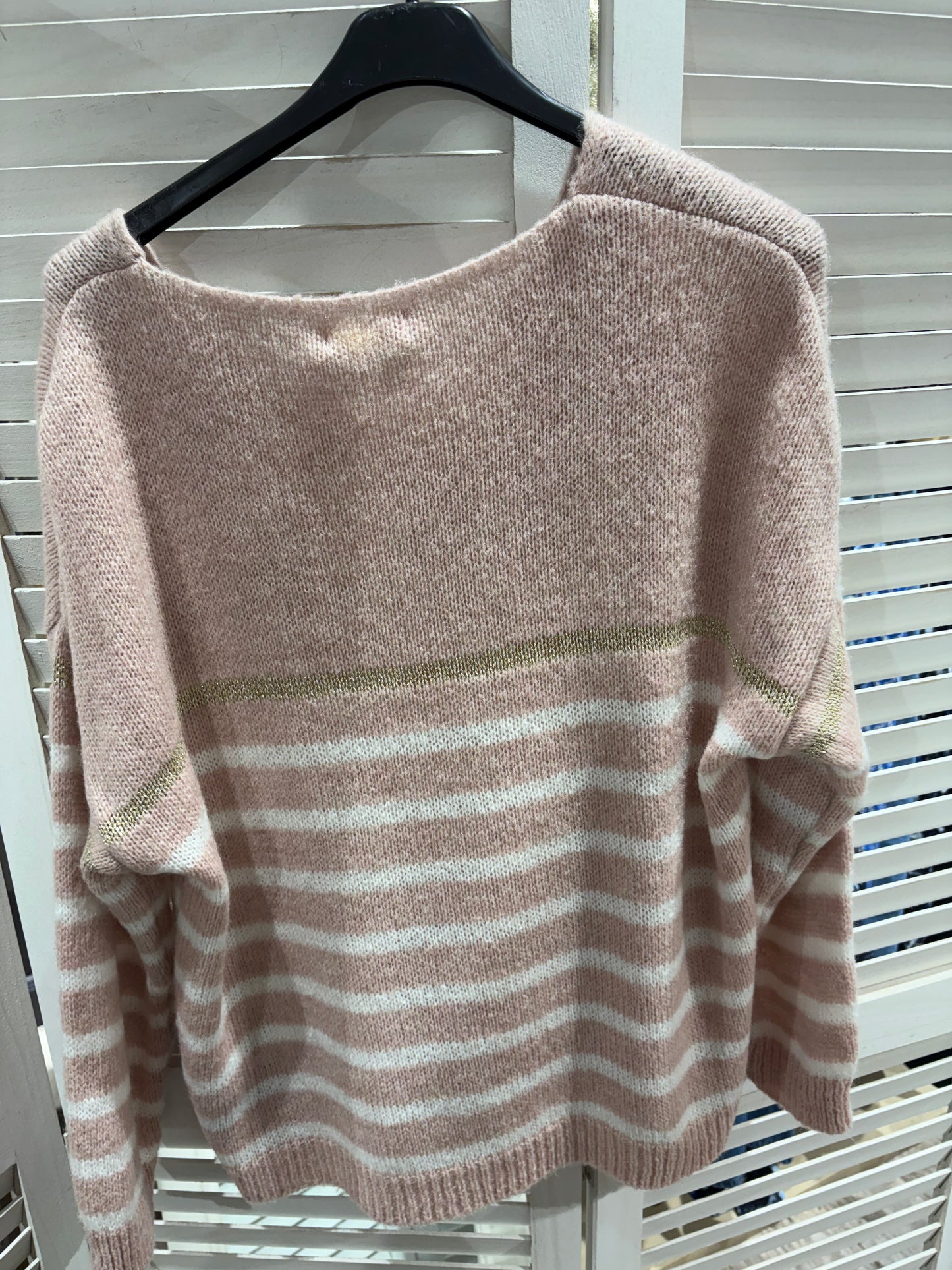 Pull V Rayé