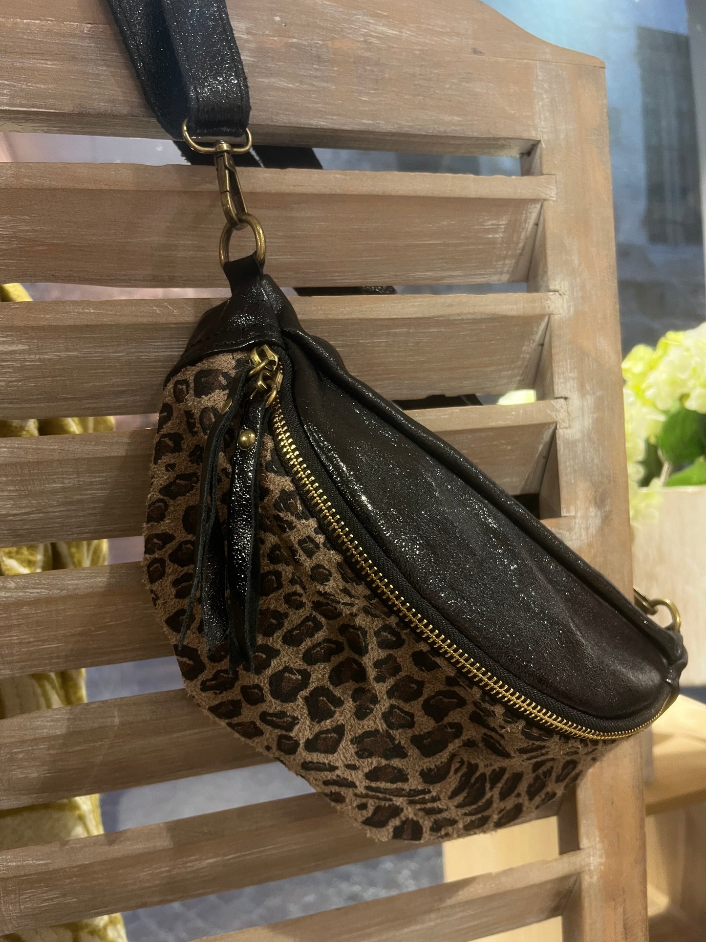 Banane Bertha - Léopard Noir