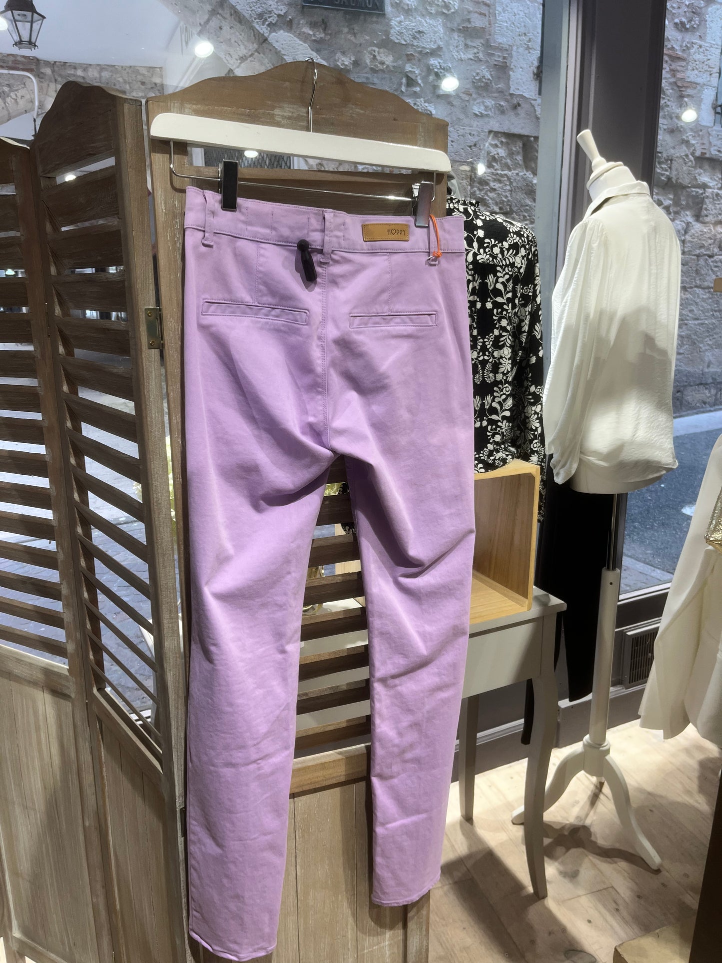Chino Joy Iris