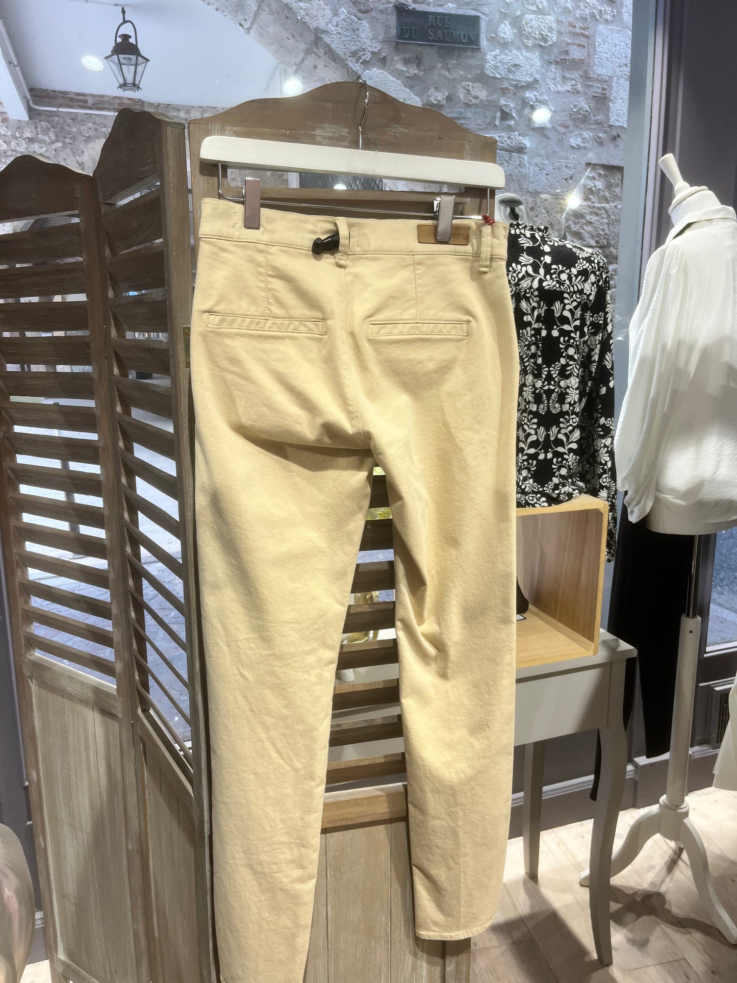 Chino Stud Sable