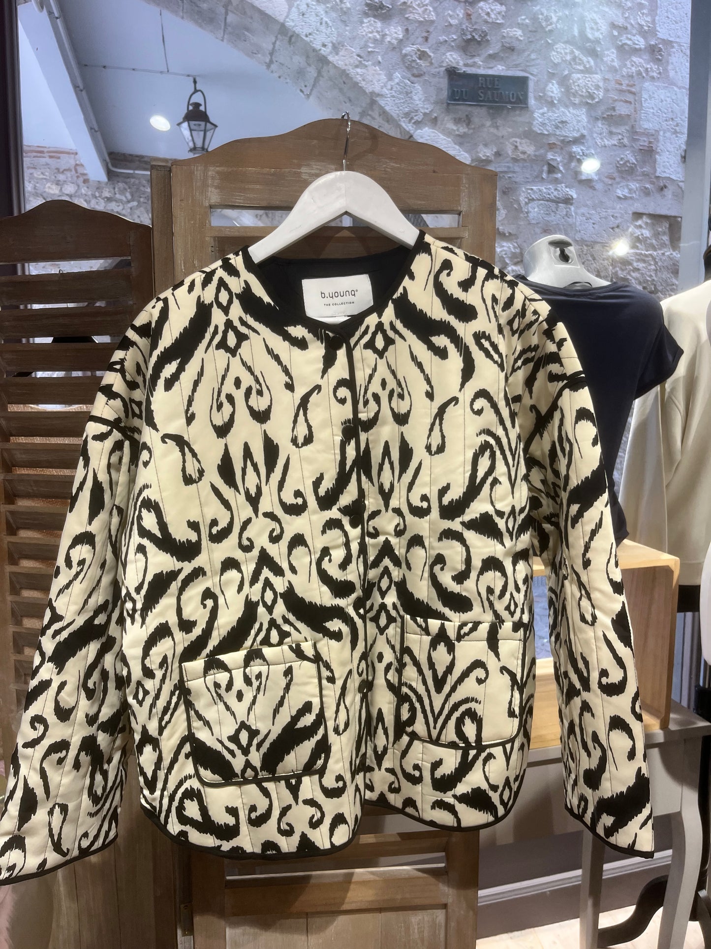 Veste bydelight