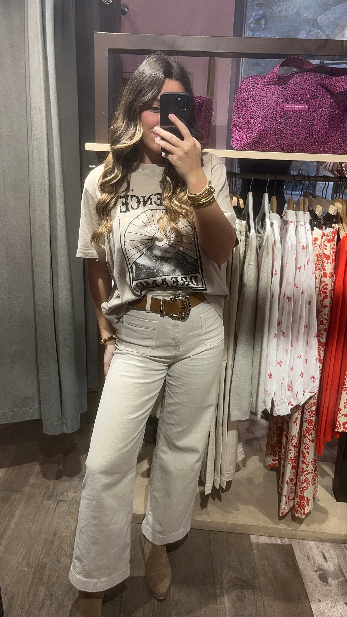 T-shirt ihnarini