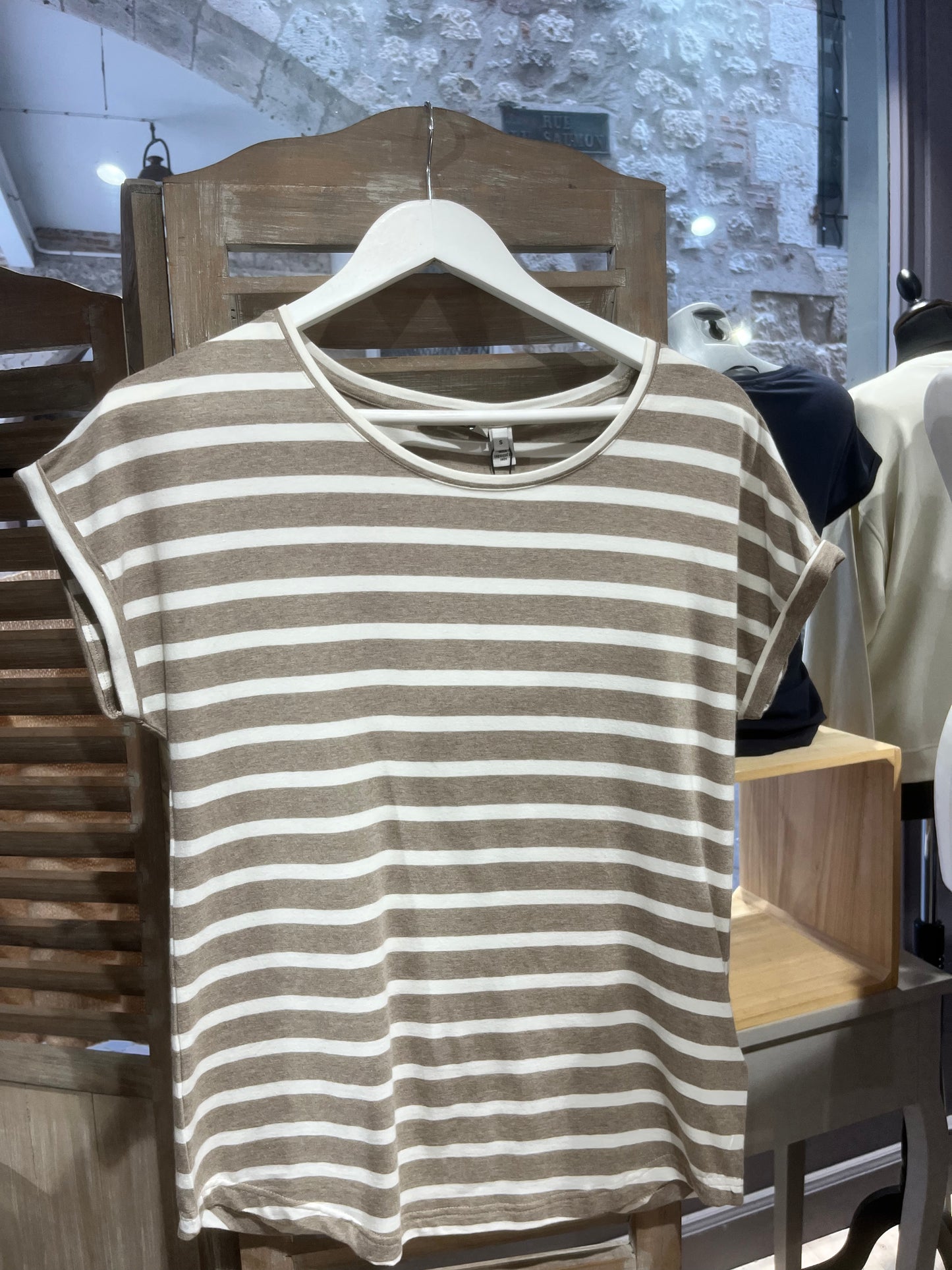 T-shirt bypamila Taupe