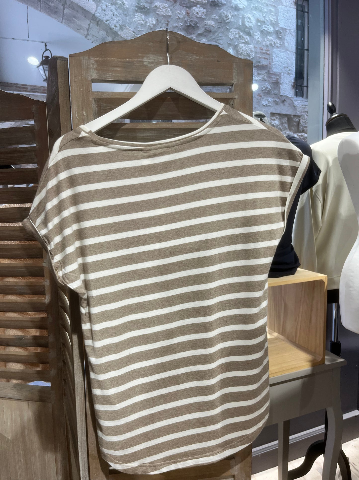T-shirt bypamila Taupe