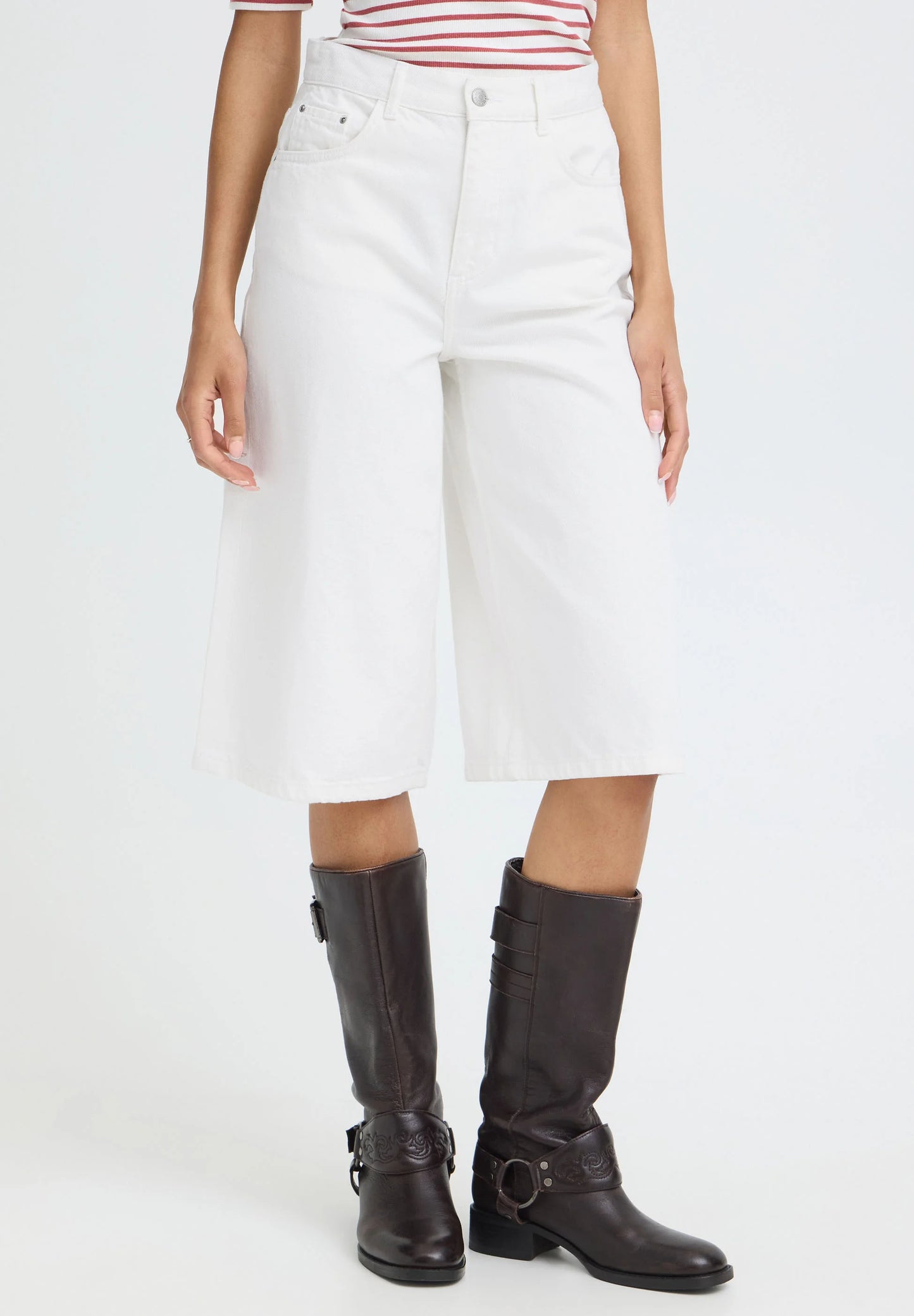 Short Bykimu