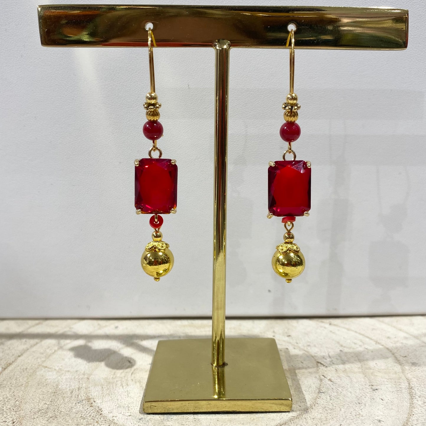 Boucles d'Oreilles Longues Rouge - Statu Quo