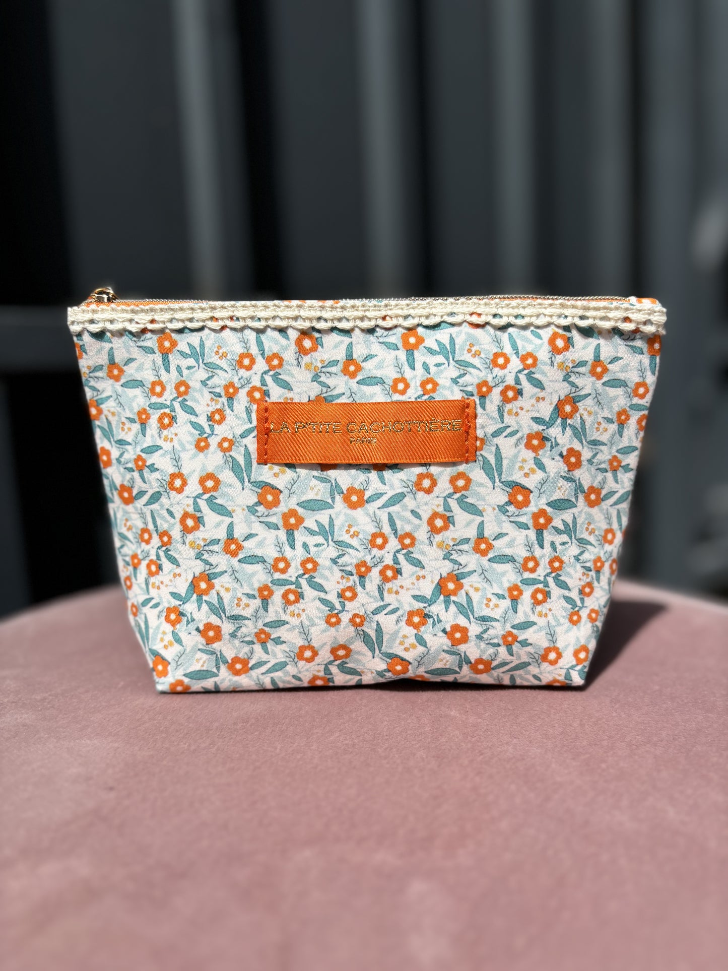 Pochette a Frange Blanche et Orange - La P'tite Cachottière