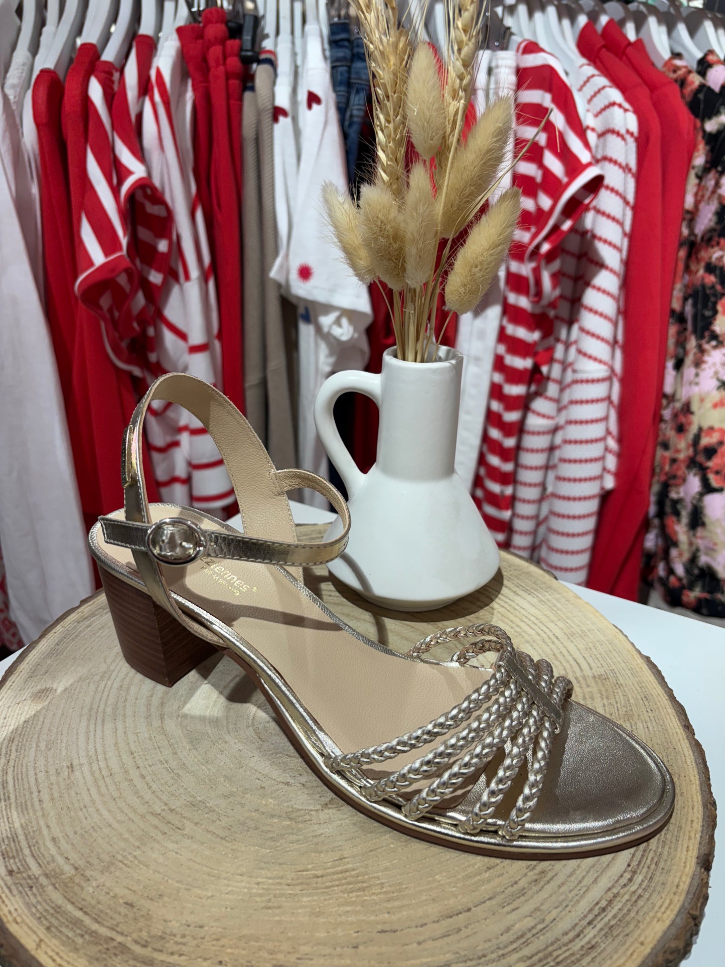 Chaussure Lania Or - Les Tropéziennes par M Belarbi