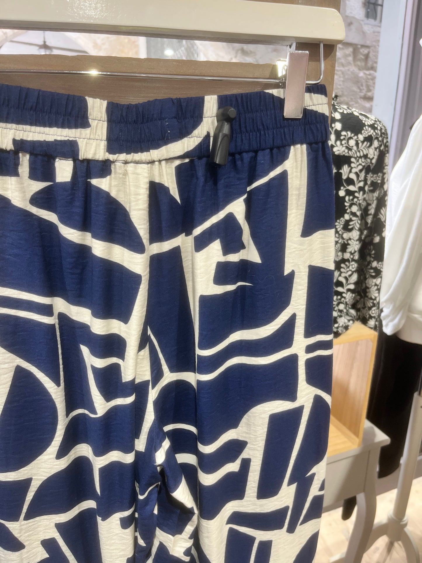 Pantalon byihamma