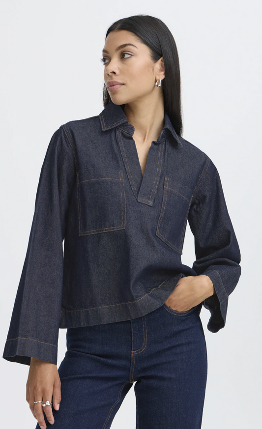 BLOUSE BYKIONA EN JEANS