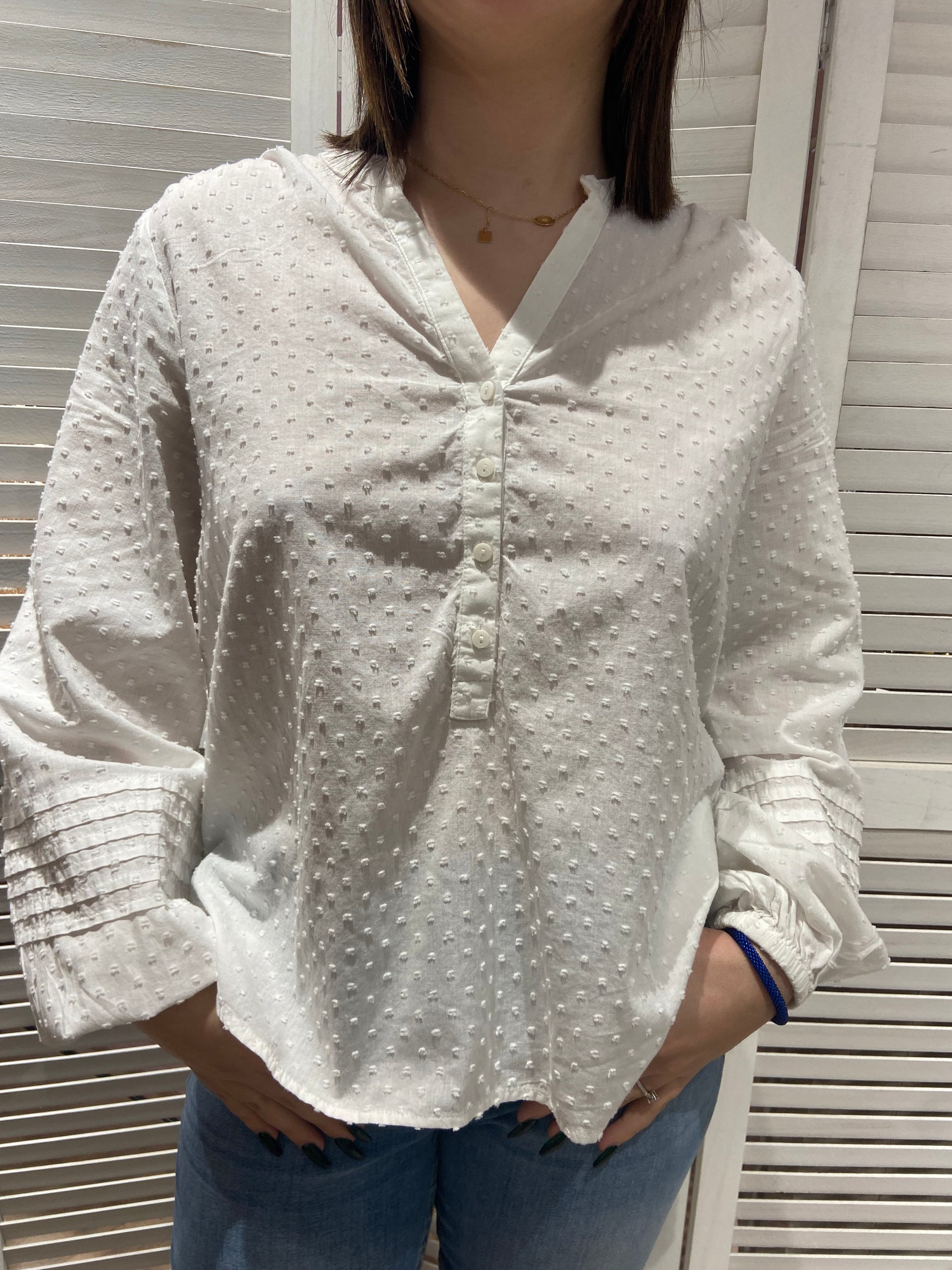 Blouse blanche de la marque Byoung.